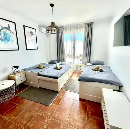 Chill Out Family House 1 Hébergement de vacances